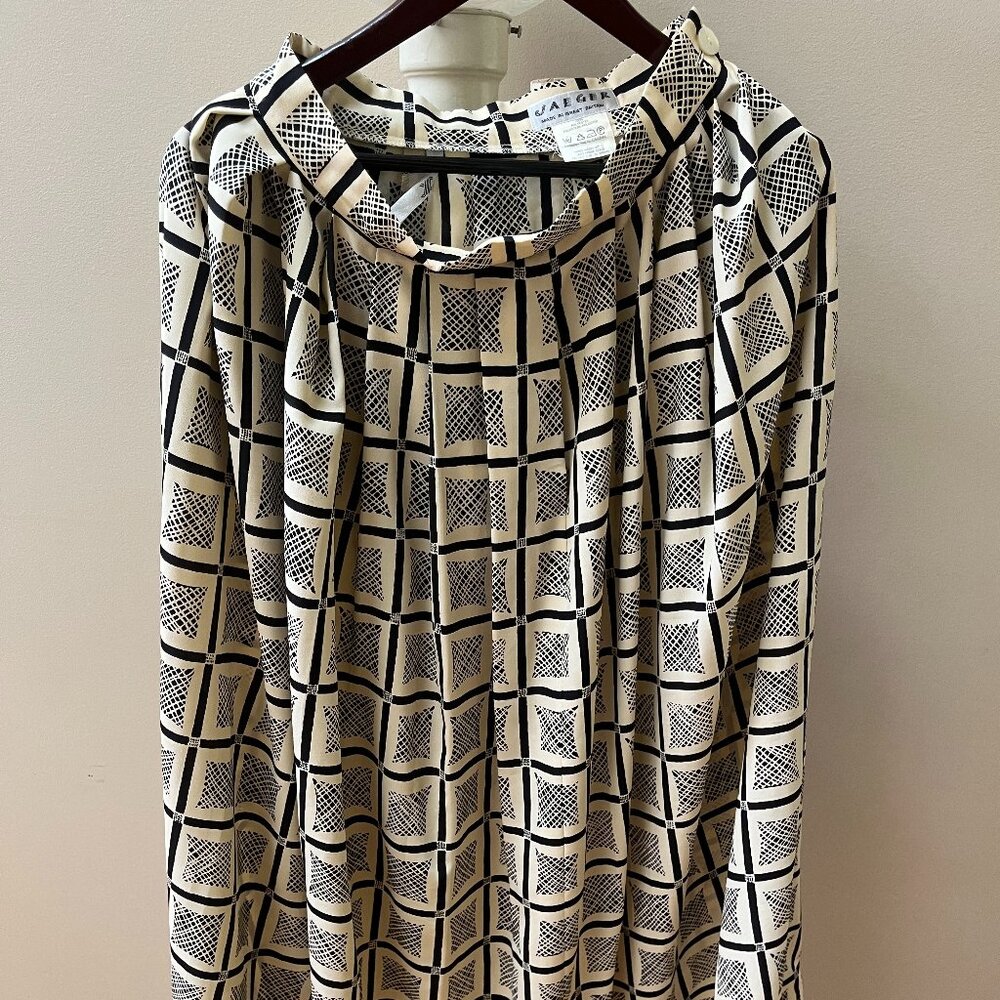 JAEGER USA10 UK12  Cream Black Geometric SKIRT Made in Great Britain